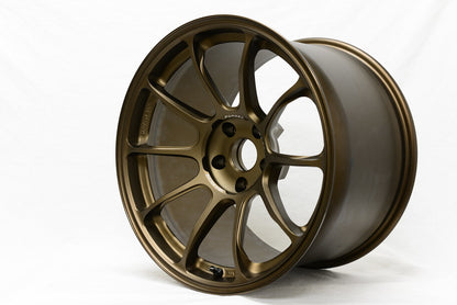 Volk Racing ZE40 18x10.5 +15, 18x12 +20 5x114.3 Bronze (SET)