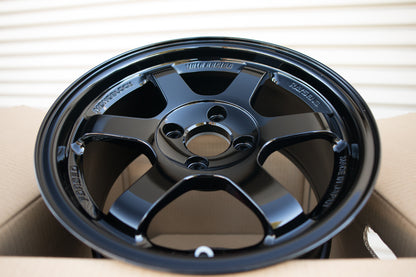 Volk TE37SL 15x8 +35 4x100 Gloss Black