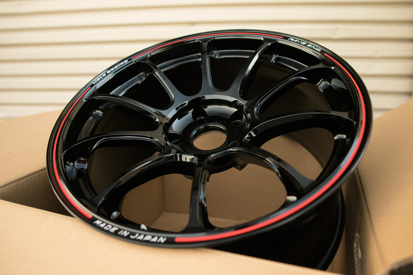 Volk ZE40 Time Attack 18x9.5 +19, 18x10.5 +19 5x120 Black / Redot