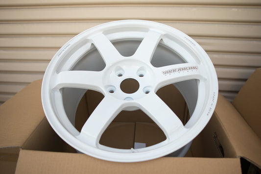 Volk Racing TE37 Saga S-Plus 18x9.5 +45 5x120 Dash White (SET)