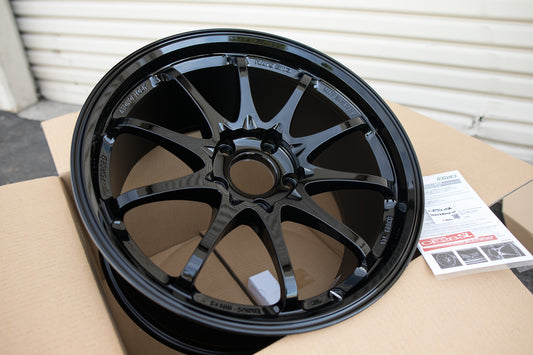 Volk Racing CE28SL 18x9.5 +35 5x120 Gloss Black (SET)