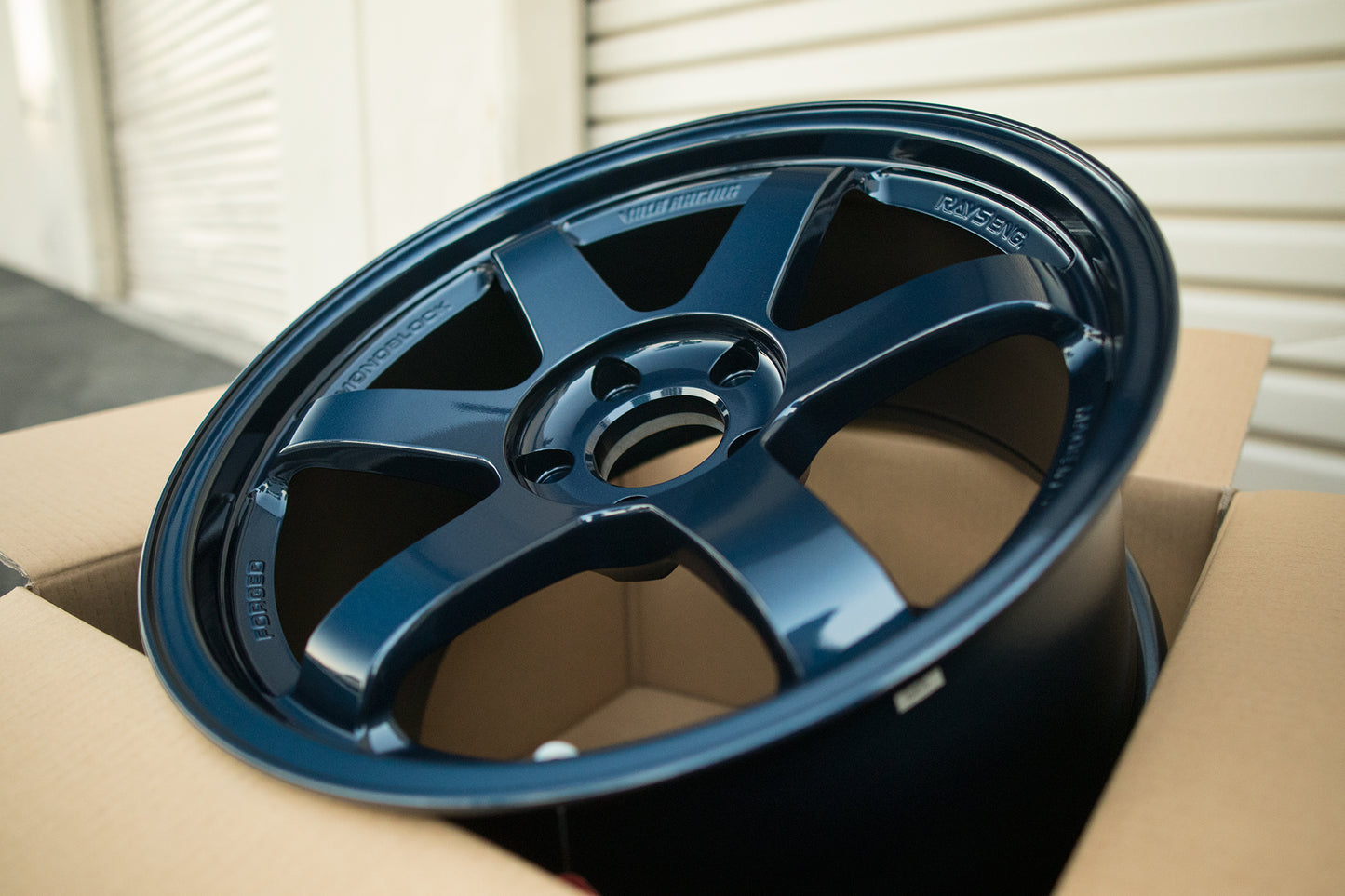 Volk Racing TE37SL 18x10 +40 5x114.3 Mag Blue (SET)