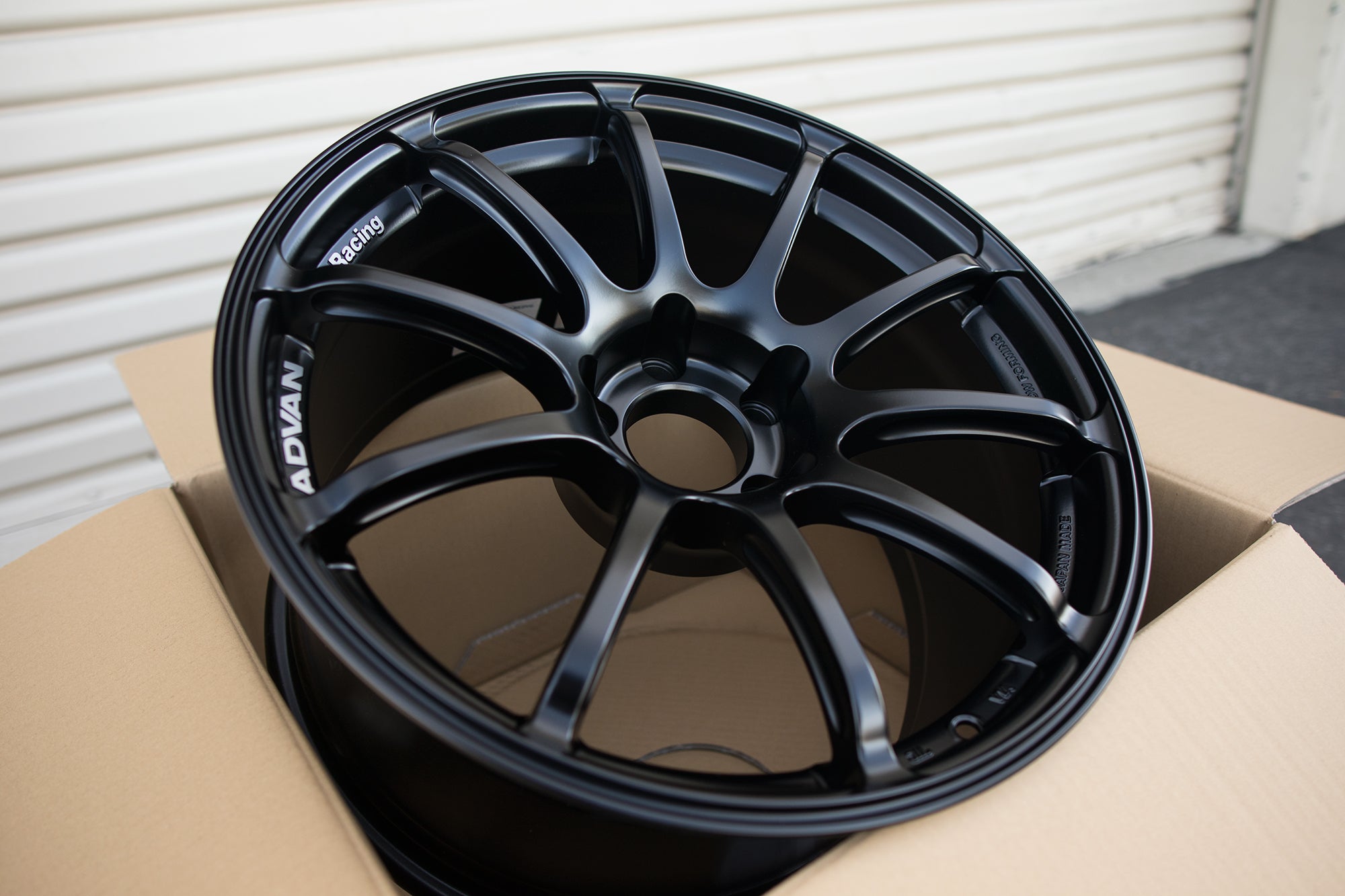 Advan RS II 18x9 +25 5x114.3 Semi Gloss Black (SET OF 4) – WheelFlip