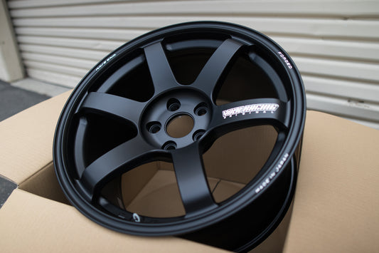 Volk Racing TE37 Saga 18x10 +35 5x114.3 Matte Black - Set of 4 (SET)