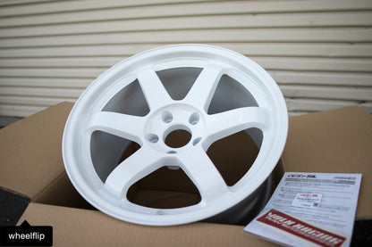 Volk Racing TE37SL 18x9.5 +22, 18x11 +34 5x120 Dash White (SET)