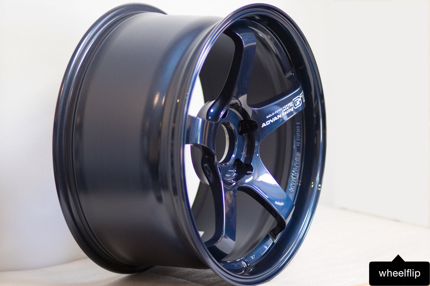 Advan GT Premium 18x9.5 +38 5x120 Racing Titanium Blue (SET)