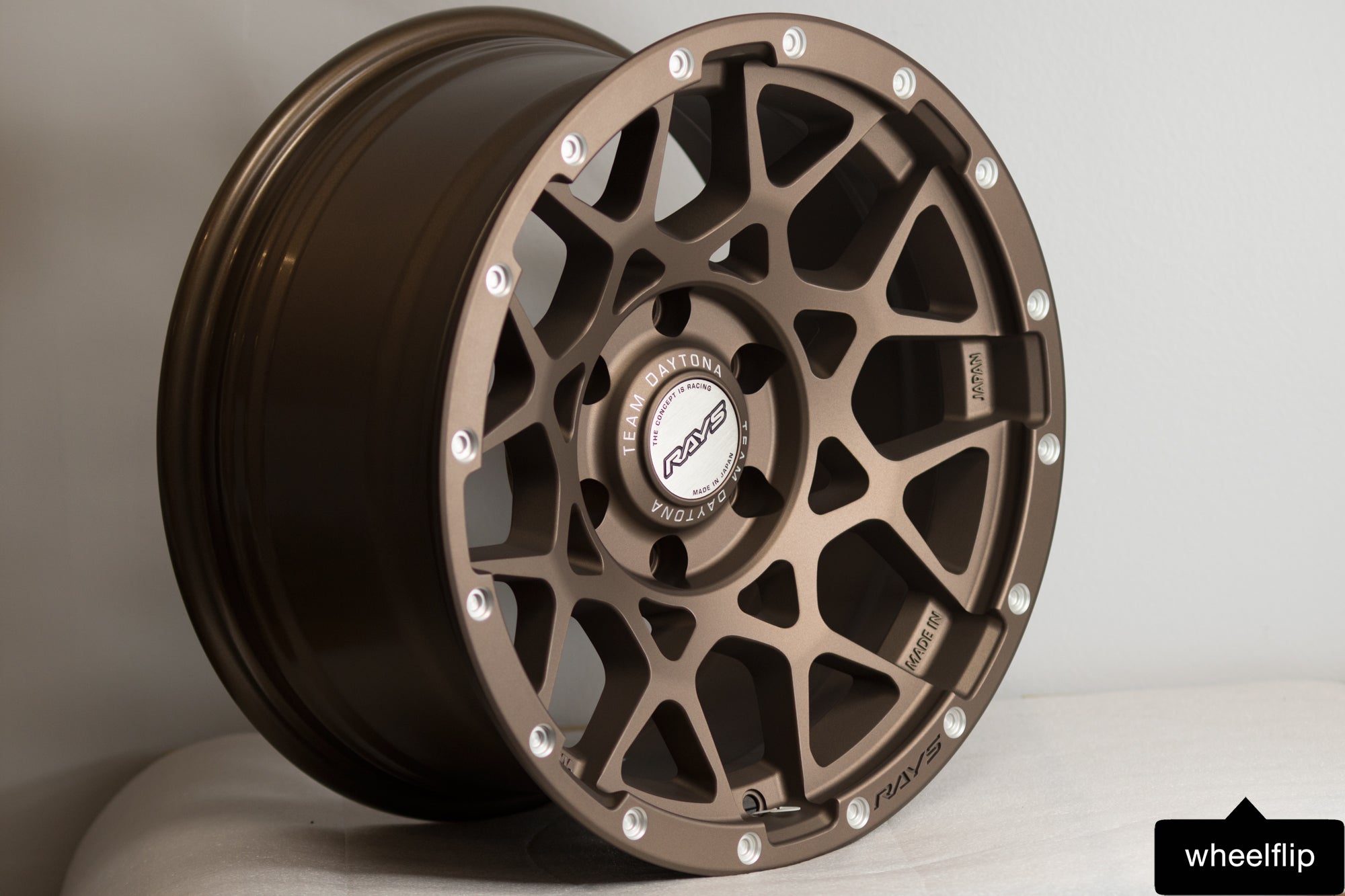 Rays Team Daytona M8 17x8.5 +0 6x139.7 Dark Bronze (SET) – WheelFlip